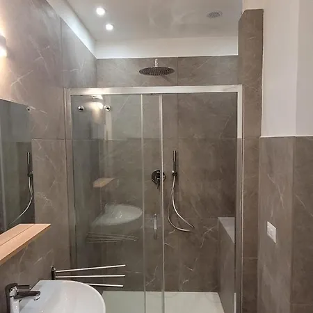 & Della Mercede Apartment