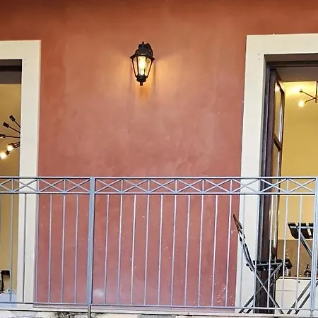 & Della Mercede