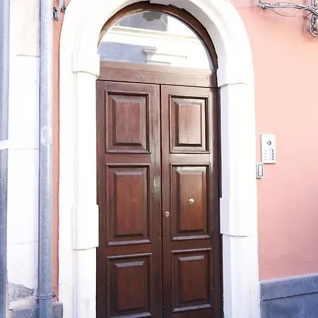 Apartment & Della Mercede