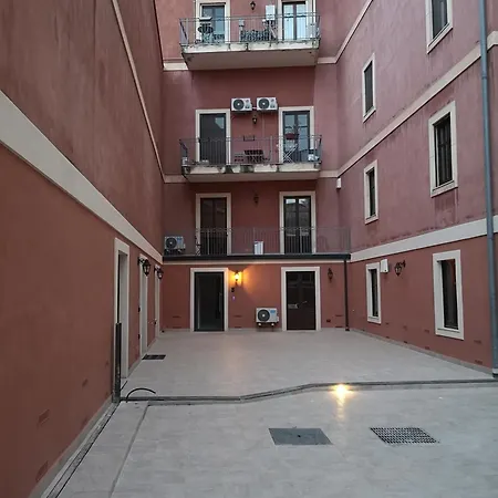 & Della Mercede