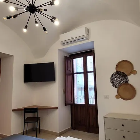 & Della Mercede Apartment